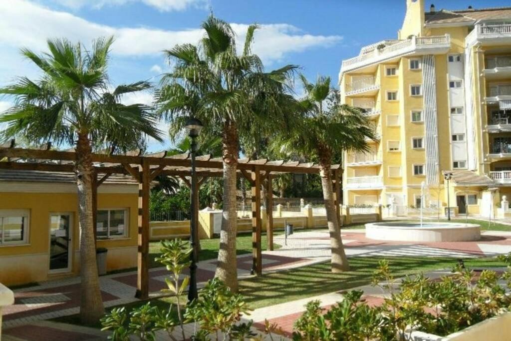 Lovely Apartment Denia, Piscina, Jacuzzi, Padel, Parking Exterior photo
